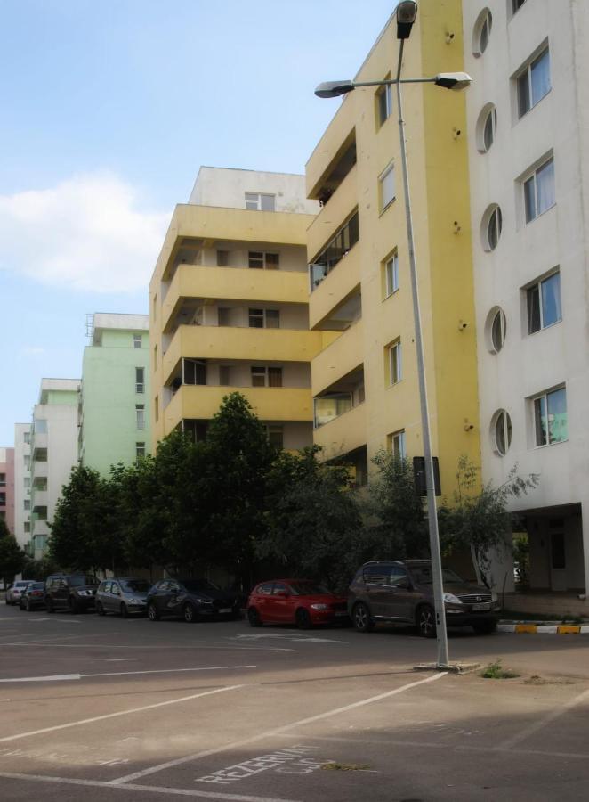 Nor Apartments Summerland Mamaia Exterior photo