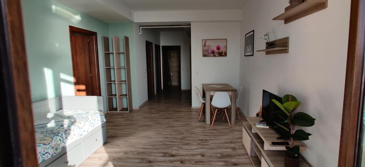 Nor Apartments Summerland Mamaia Exterior photo