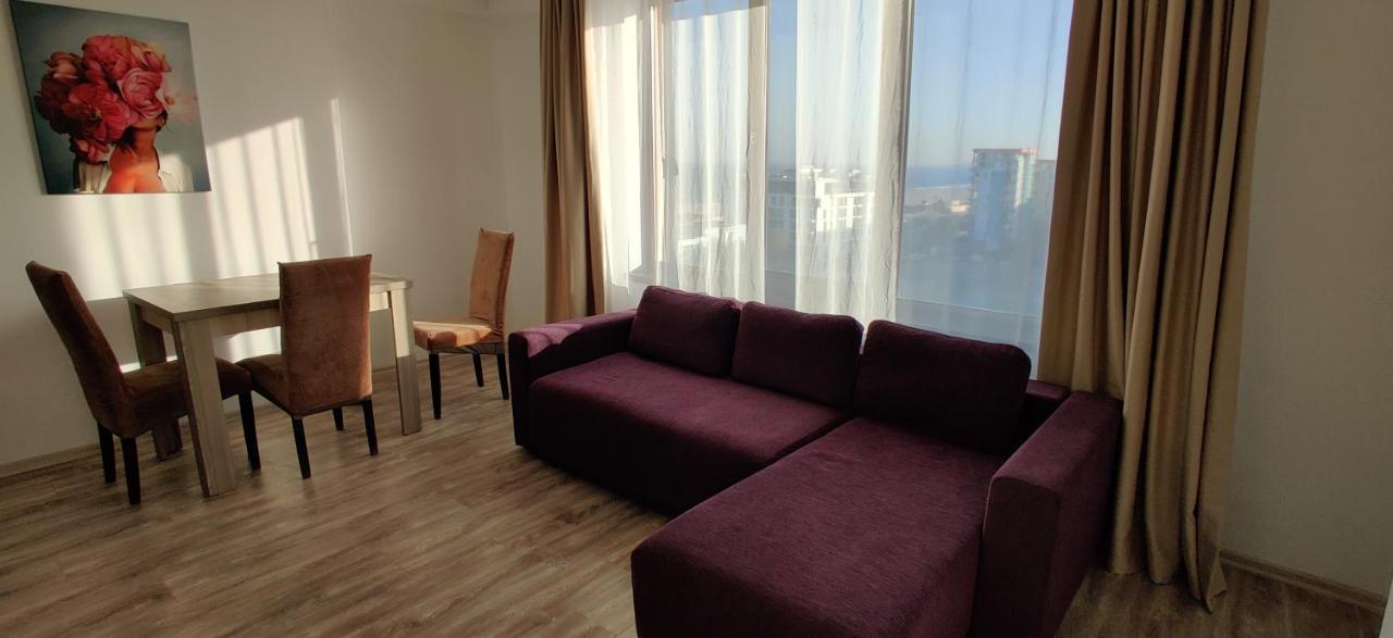 Nor Apartments Summerland Mamaia Exterior photo