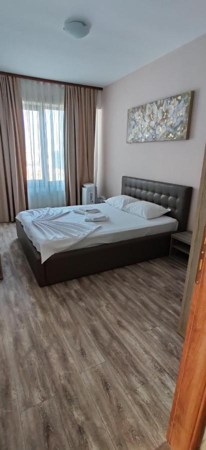 Nor Apartments Summerland Mamaia Exterior photo