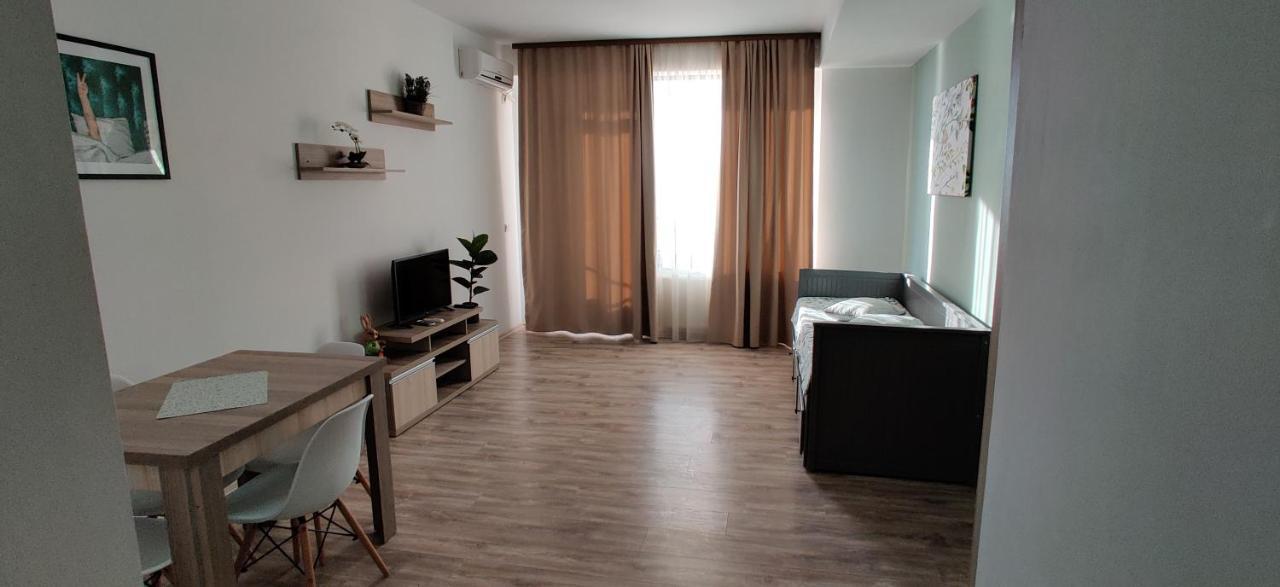Nor Apartments Summerland Mamaia Exterior photo