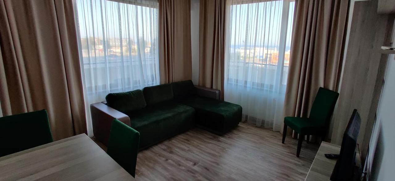 Nor Apartments Summerland Mamaia Exterior photo